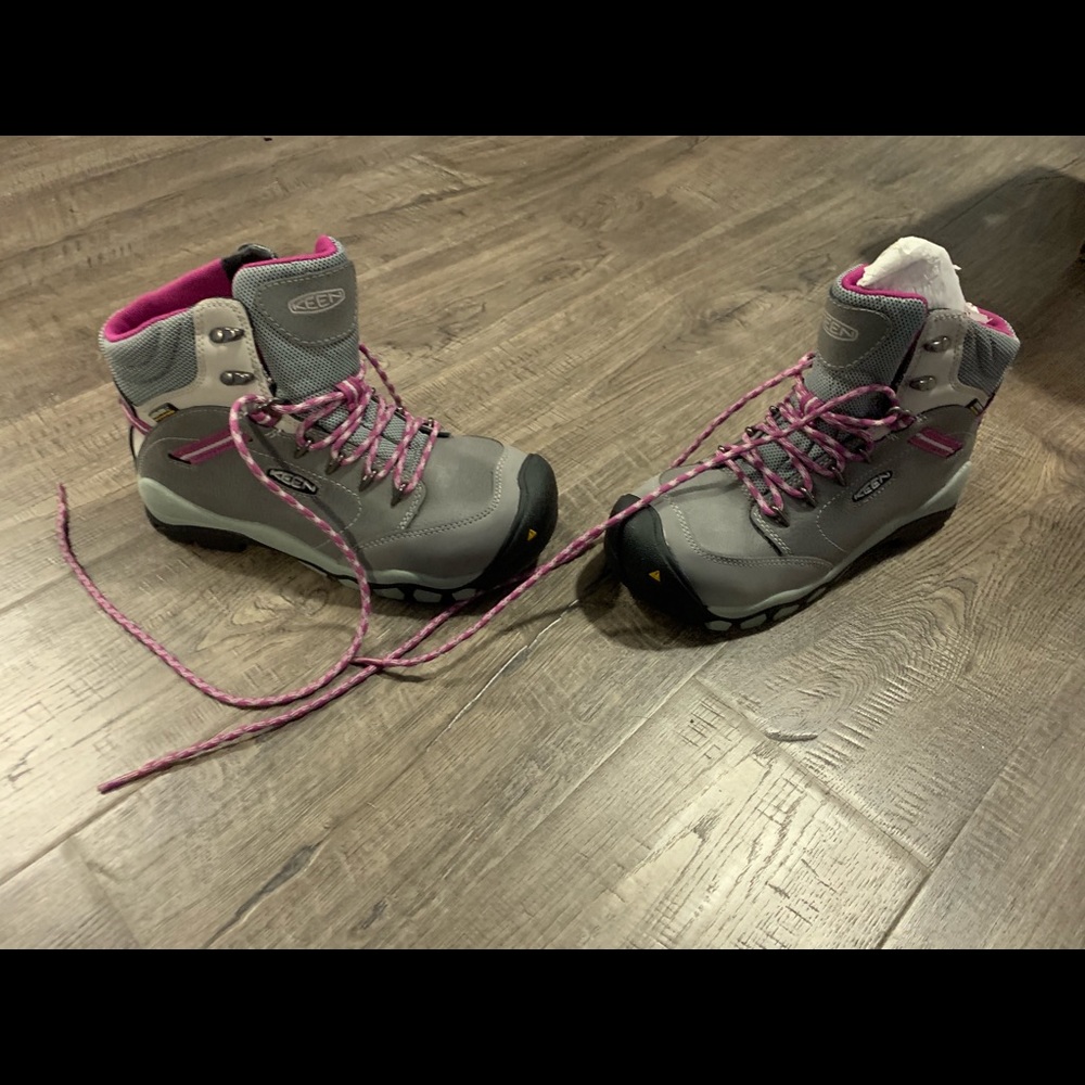 Keen 7m aluminum toe boots